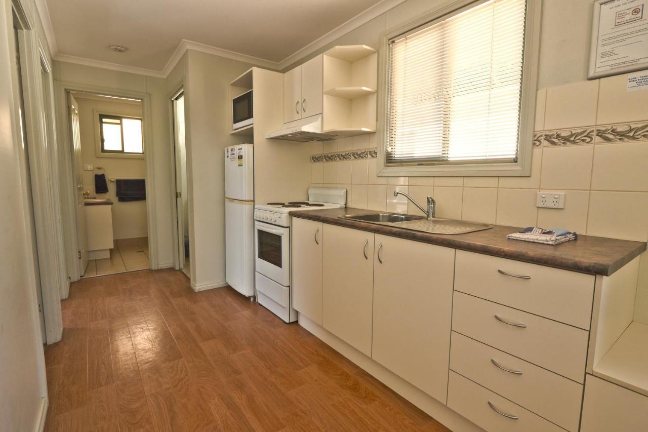 Big4 Wangaratta North Cedars Holiday Park Экстерьер фото